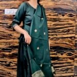 https://www.myntra.com/apparel-set/libas/libas-straight-kurta-with-trousers-&-dupatta/30508109/buy?utm_source=ugc_affiliate&utm_medium=social_share_pdp&utm_campaign=lx75DTJC&affiliate_id=lx75DTJC